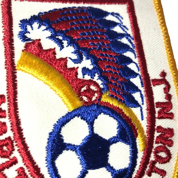 Native American Chief Headdress Iron On Patch/Craft/DYI Project - Picture 7 of 11